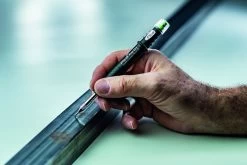 Pica 7070 Fine Dry Markeerpotlood -Meubelgereedschap Winkel 7070 fine dry use 3 print.jpg 1200x600 0973debc88