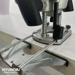 Hyundai Bovenfrees 1200 Watt 56441 9 Hyundai Bovenfrees 1200 Watt 56441 -Meubelgereedschap Winkel 8718502564419 5 1920x1920.jpg 1200x600 93f45ebc88