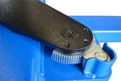 HBM Hydraulische Verrijdbare Autopoetsbrug, Bandenbrug, Hefbrug 2800 Kg 16 HBM Hydraulische Verrijdbare Autopoetsbrug, Bandenbrug, Hefbrug 2800 Kg -Meubelgereedschap Winkel dsc 0807.jpg 1200x600 3ca29ebc88