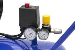 Michelin Compressor 100 Liter 3PK - 230 Volt 1129102951 -Meubelgereedschap Winkel hbm 2076 13.jpg 1200x600 35ef5ebc88