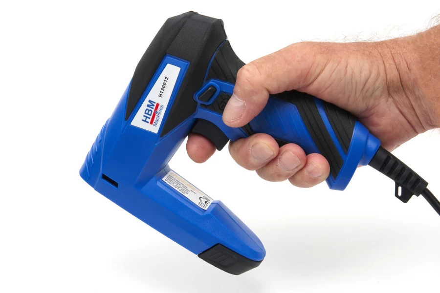 HBM Electrische Tacker, Incl. 400 Nieten En 100 Spijkers 2 HBM Electrische Tacker, Incl. 400 Nieten En 100 Spijkers - Afbeelding 2