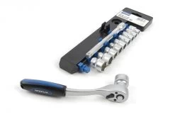 Hyundai 12 Delige Dopsleutel Sets CrV Kunststof Houder 13 Hyundai 12 Delige Dopsleutel Sets CrV Kunststof Houder -Meubelgereedschap Winkel hbm 477 1.jpg 1200x600 84680ebc88