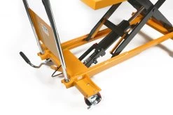 HBM 500 Kg Groot Verrijdbare Werktafel / Heftafel