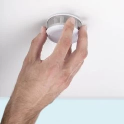 Smartware SW ROOKMELDER MINI OPT LITH 3V 10J RM620 -Meubelgereedschap Winkel smartwares rm620 fsm 16020 rookmelder incl batterij 10 jaar mini werkt op batterijen207 1.jpg 1200x600 2e0e9ebc88